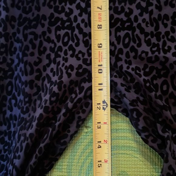 Echt black/grey velvet leopard print active leggings - Picture 9 of 11